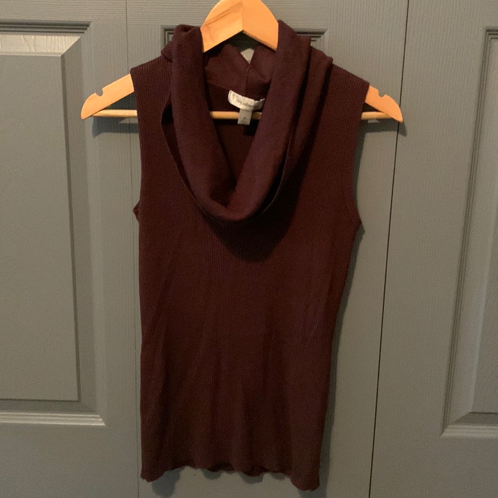 Women’s fitted top